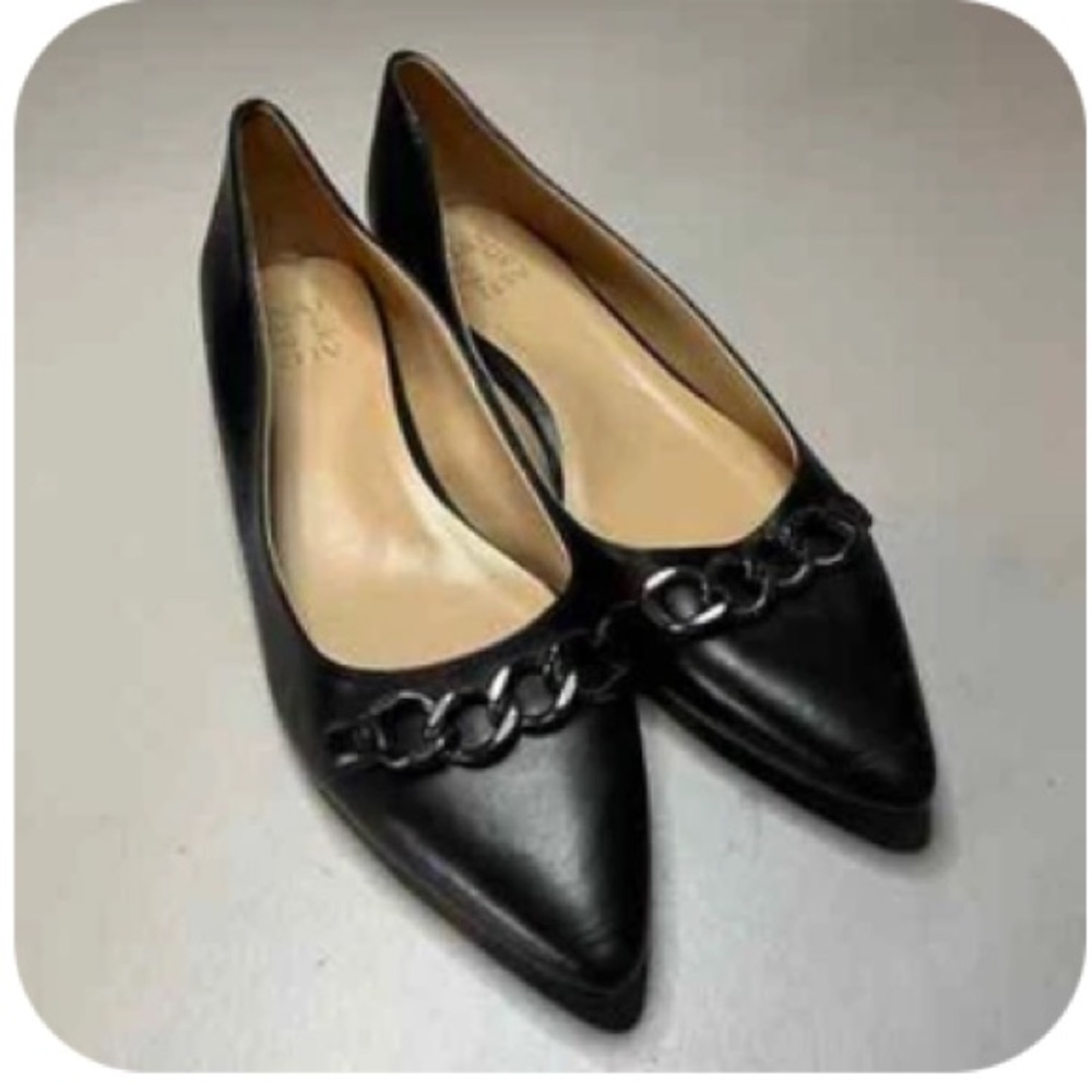 Naturalizer Black Flats with Chain Detail